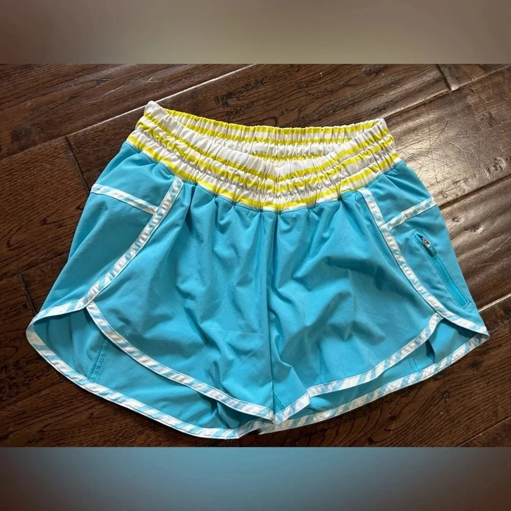 lululemon shorts size 6